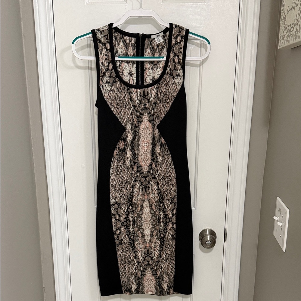Black and Snake Pattern Sleeveless Dress
